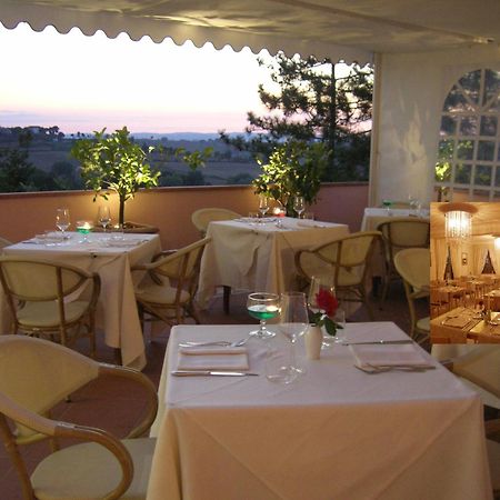Hotel Ristorante Farneta Cortona Luaran gambar